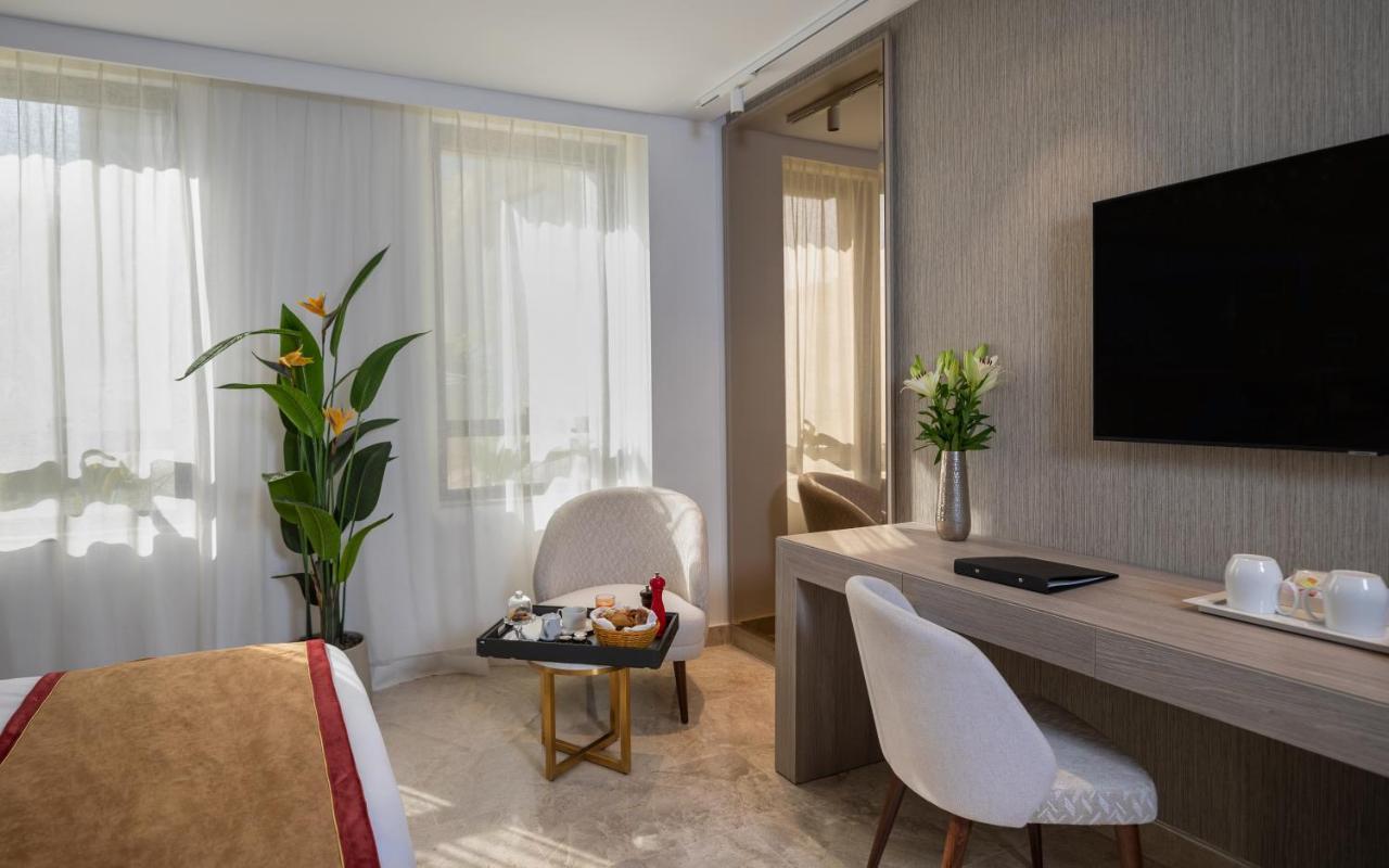 Hotel Royal Asbu Tunis Exteriör bild