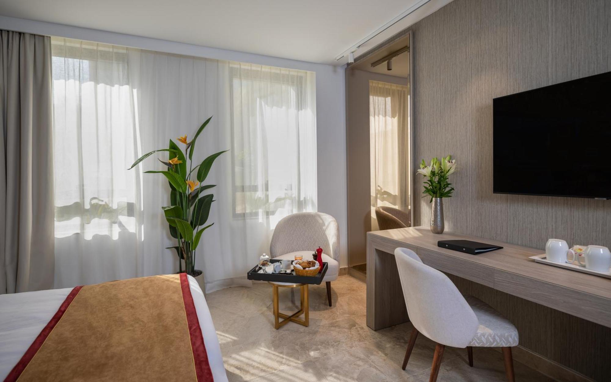 Hotel Royal Asbu Tunis Exteriör bild